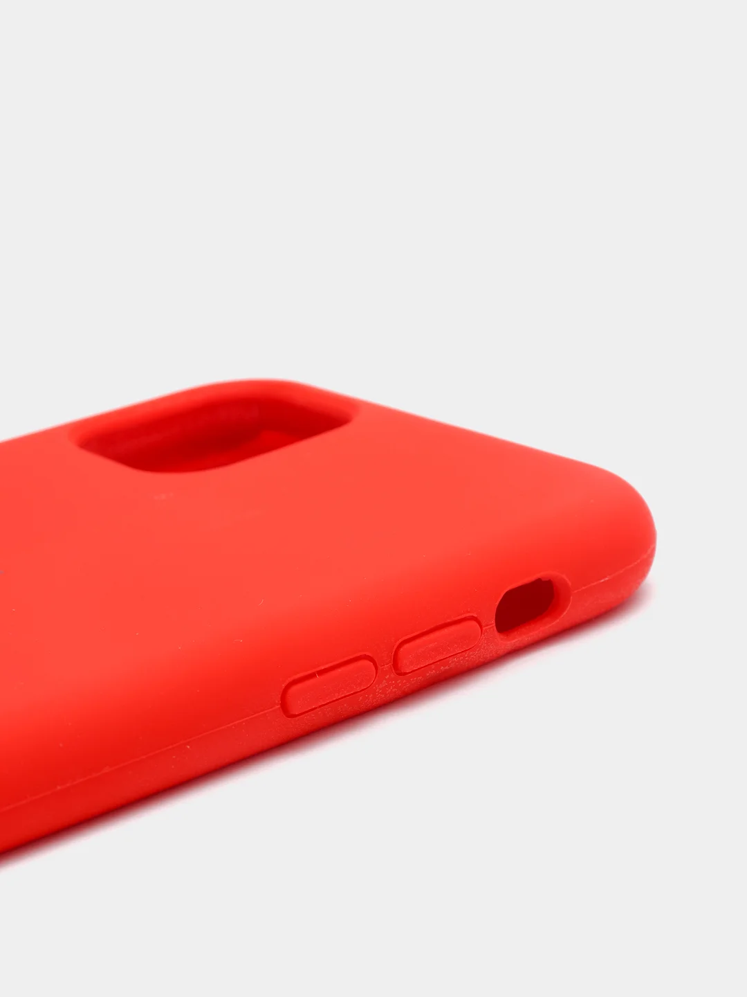 Красный чехол Silicone Case для iPhone 11 с закрытым низом