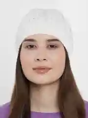 Белый шапка вязаная женская "Куин", бини тонкая на весну и осень, лопатка без подклада