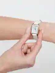 Белый часы наручные женские