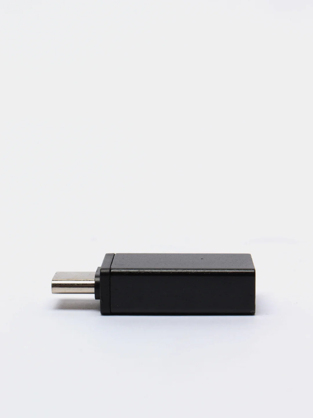 Черный переходник Type-C на USB-A