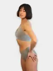 Комплект белья: топ и трусы
