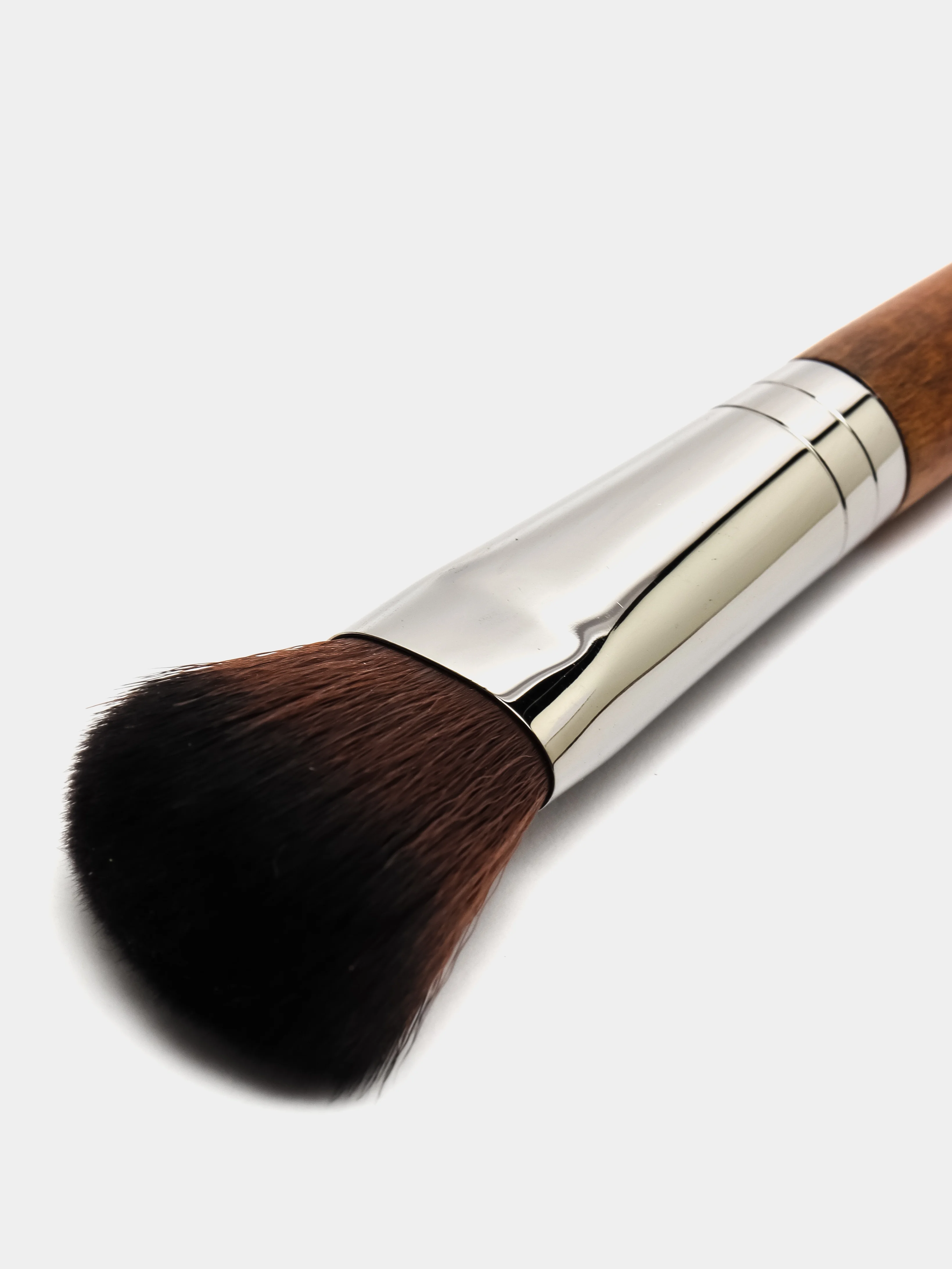 Кисть для румян и скульптора со скосом POSH "LUX 12"