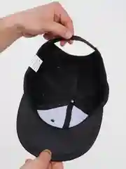 Черный бейсболка молодежная Snapback, прямой широкий козырек