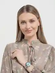 Светло-синий женский подарочный набор: наручные часы с браслетом