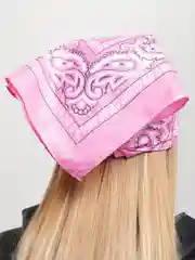 Розовый бандана на голову