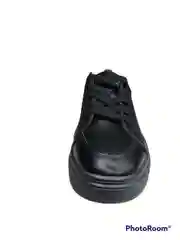 Женские кроссовки