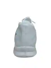 Женские кроссовки