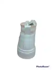 Женские кроссовки