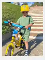 Лавандовый детский костюм унисекс: футболка и шорты