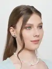 Белый чокер с китти