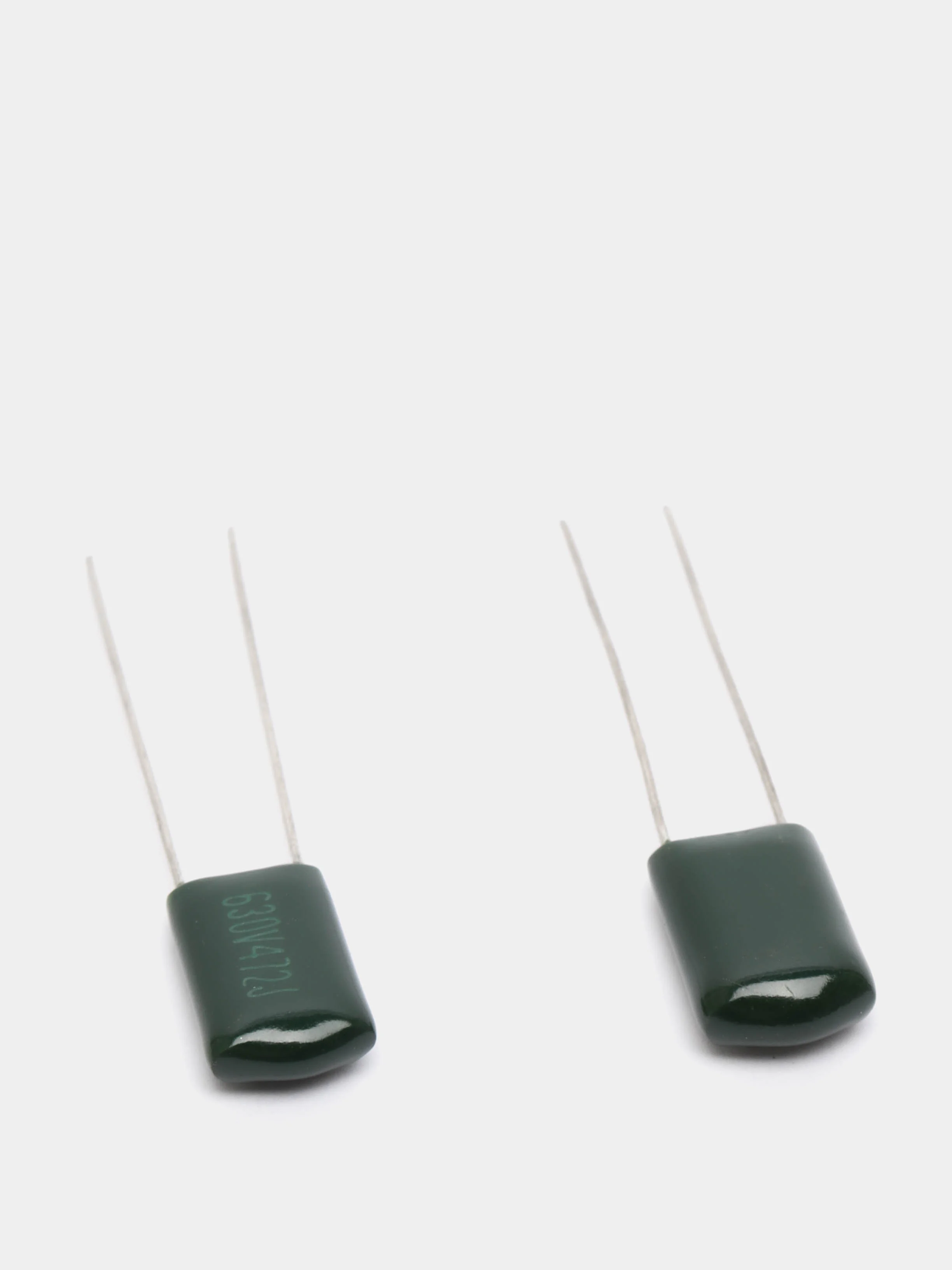 Конденсатор пленочный 0.0047uf 630v 10% CL11 (4.7nF, 4700pF) (10 штук)