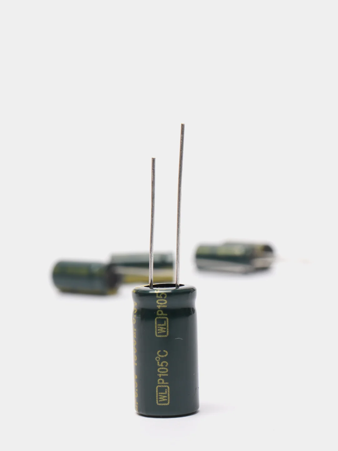 5 штук 1800мкФ 6.3в Конденсатор LOW ESR 1800UF 6.3V 105C 10х21 WL JAMICON