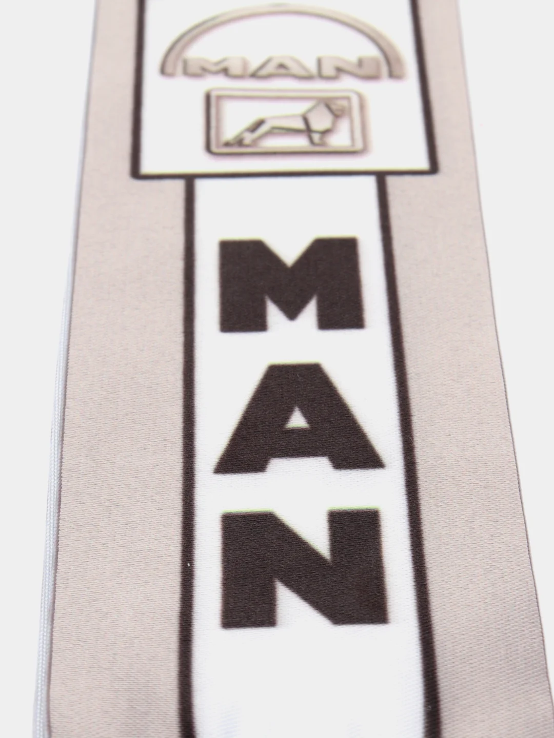 Кремовый вымпел "Man", 5.5 х 20 см