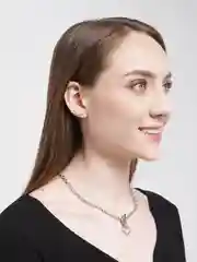 Серебряный ожерелье НА ЦЕПОЧКЕ С СЕРДЕЧКОМ