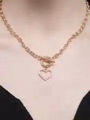 Золотой ожерелье НА ЦЕПОЧКЕ С СЕРДЕЧКОМ