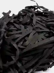 Черный бумажная стружка - наполнитель тишью для подарков и упаковочных коробок