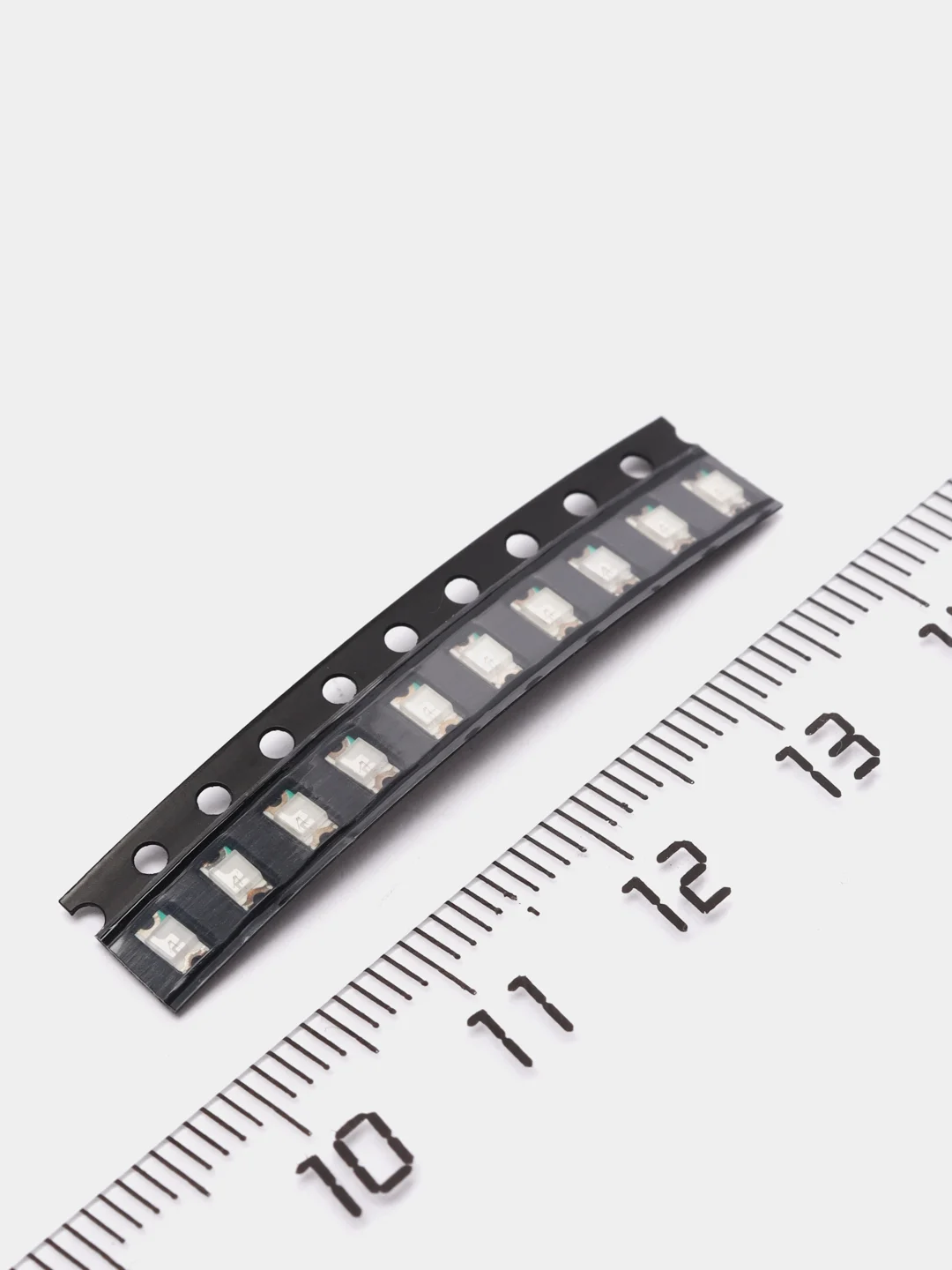 50 штук Светодиод SMD 1206 зеленый 3v 70mcd