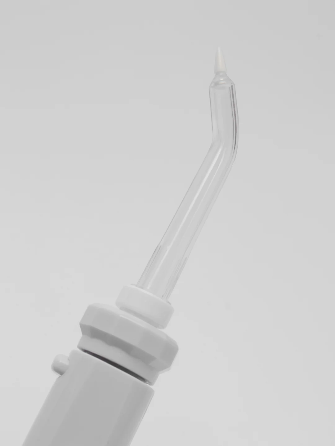 Белый ирригатор Ves VIP-009, 18 Вт