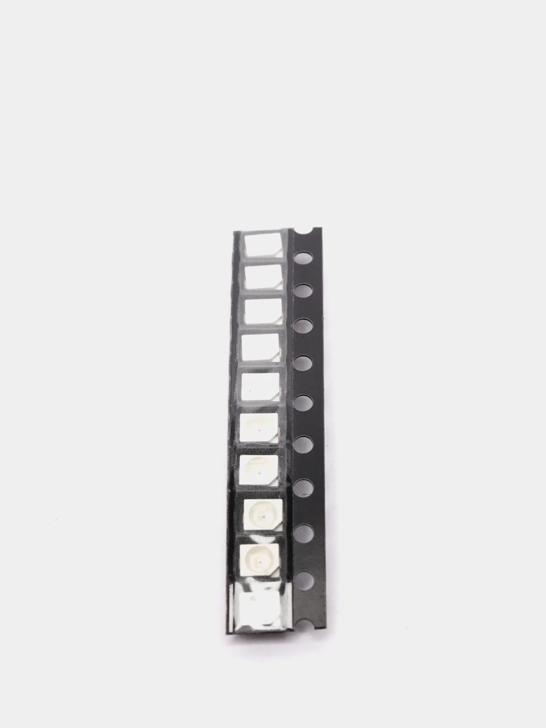 30 штук Светодиод SMD 3528 желтый 150-250mcd 592nm 2V 20mA
