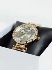 Золотой женские наручные часы