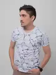 Белый футболка мужская