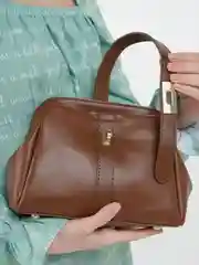 Коричневый сумка женская с фермуаром