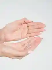 Зеленый подвеска на леске, циркон