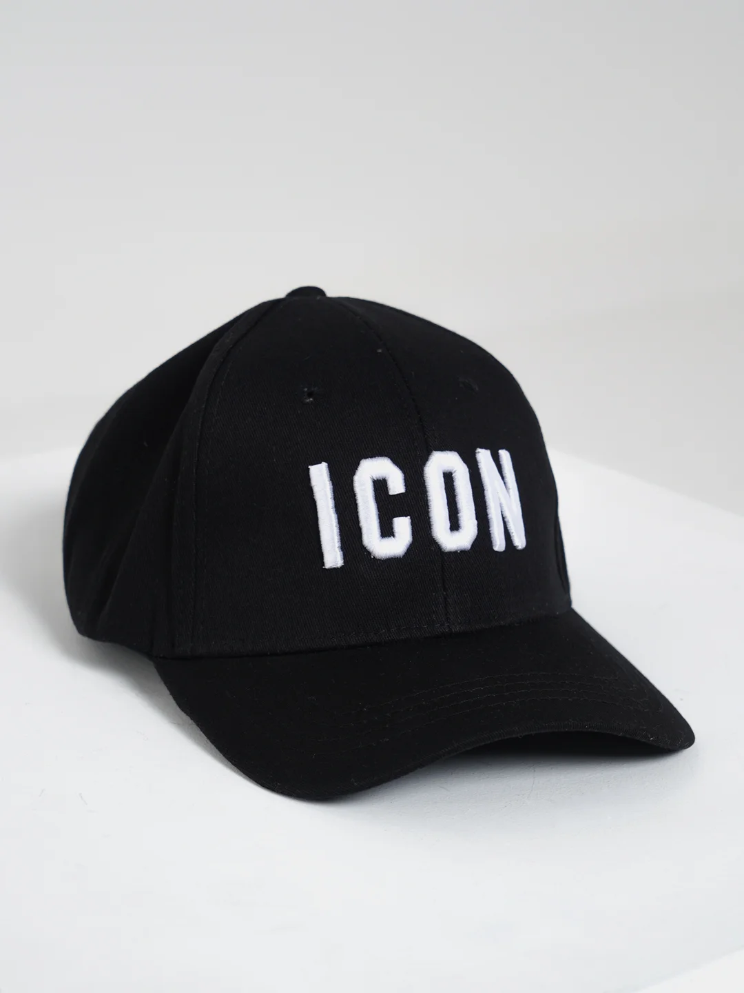 Черный бейсболка унисекс с вышивкой Icon, разные цвета
