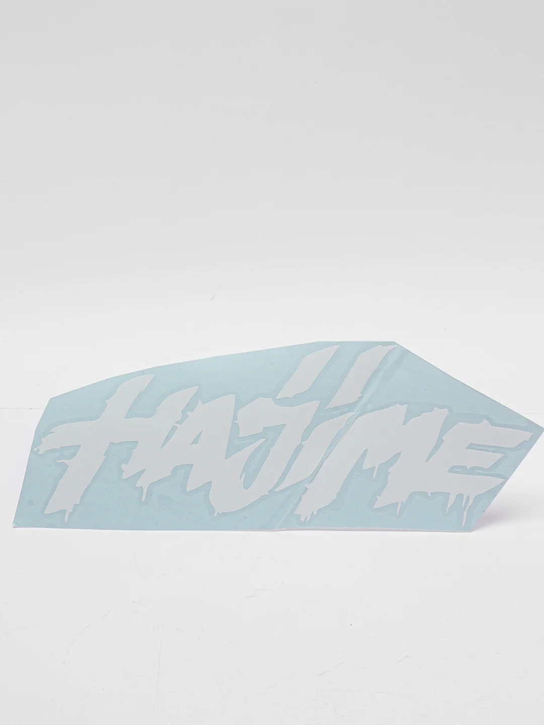 Белый наклейка на авто "HAJIME"