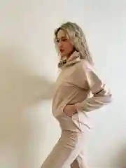 Костюм женский спортивный, легкий