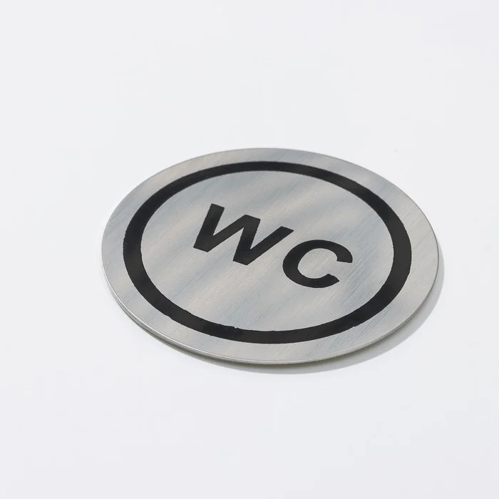 Табличка информационная "WC", d=6 см, нержавеющая сталь клейкая основа