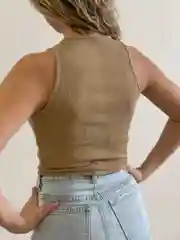 Бежевый топ женский