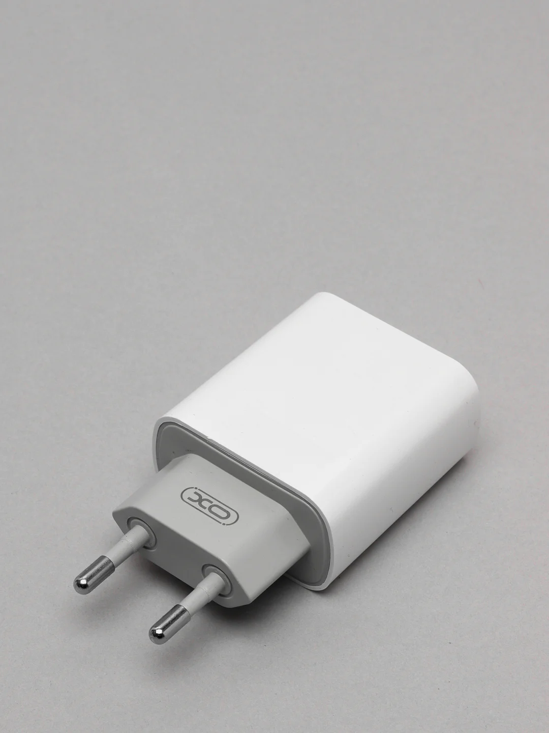 Белый зарядное устройство Type-C/USB, быстрая зарядка QC 3.0, Блок питания для iPhone 18W, L64