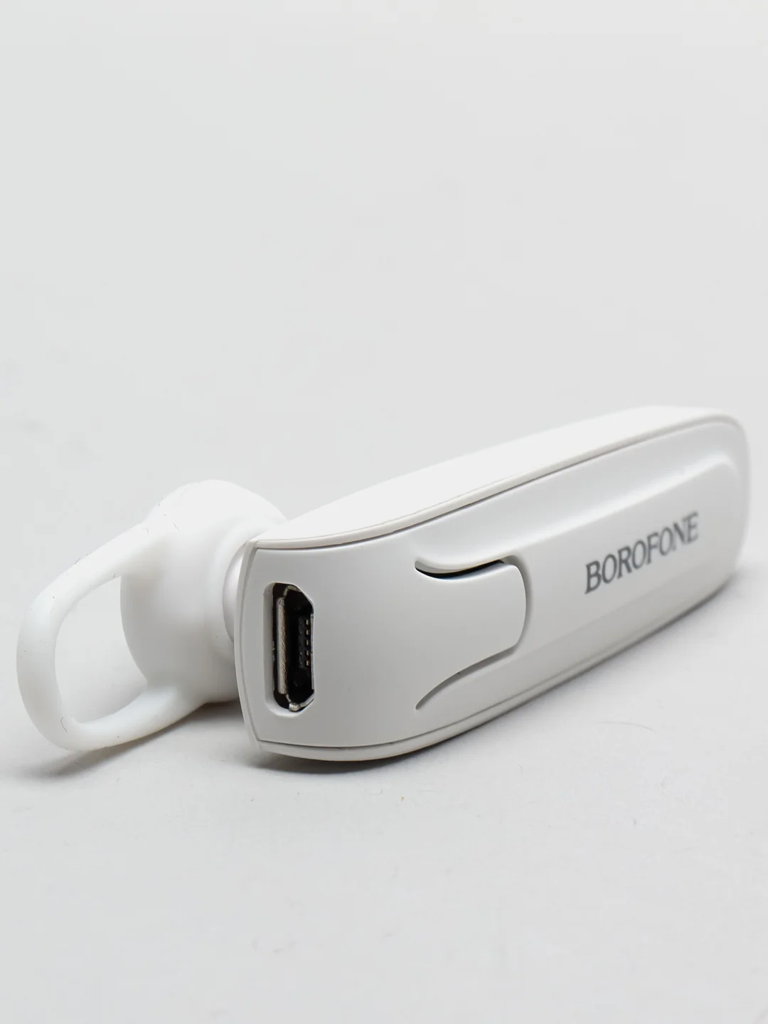 Белый bluetooth-гарнитура Borofone BC21