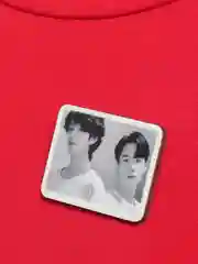 Желтый деревянные значки "K-pop", "BTS"