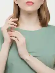 Индиго браслет белая нить с буквой / Инициал цветные , Handmade