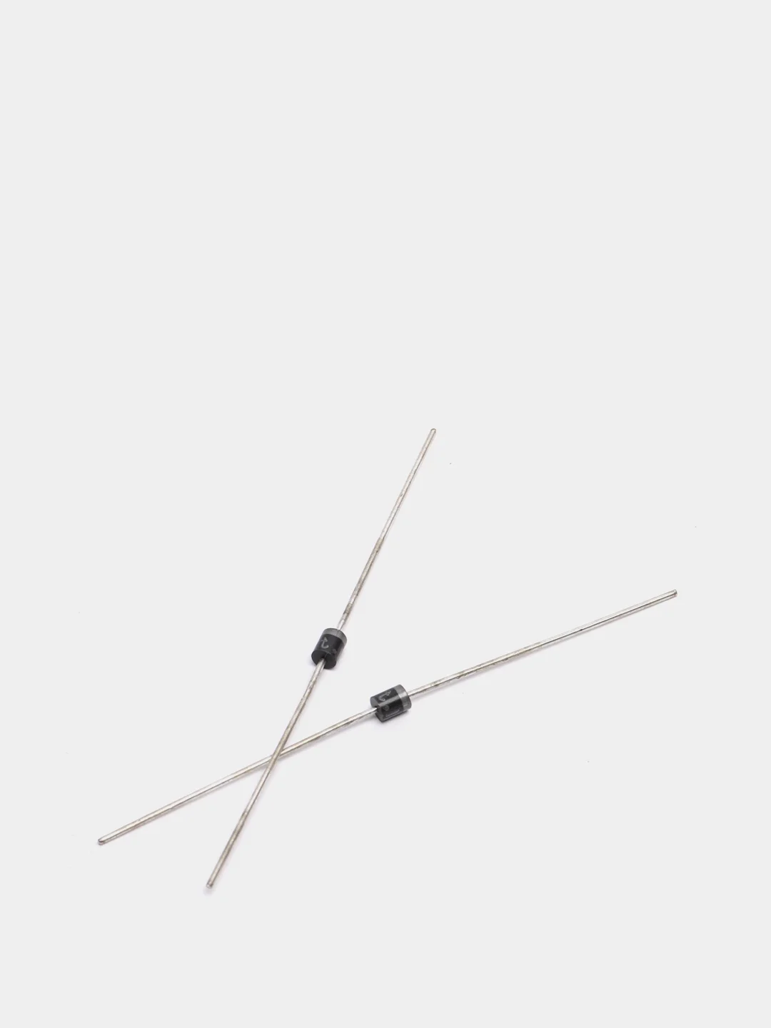 100 штук Диод 1A7 (1A 1000V) R-1