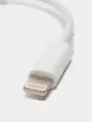 Белый переходник для поключения наушников к iPhone Lightning - jack 3,5