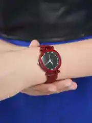 Красный женские наручные часы Overgift
