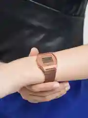 Женские часы Casio Vintage B640WMR-5AEF