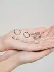 Кольца (16 размер)