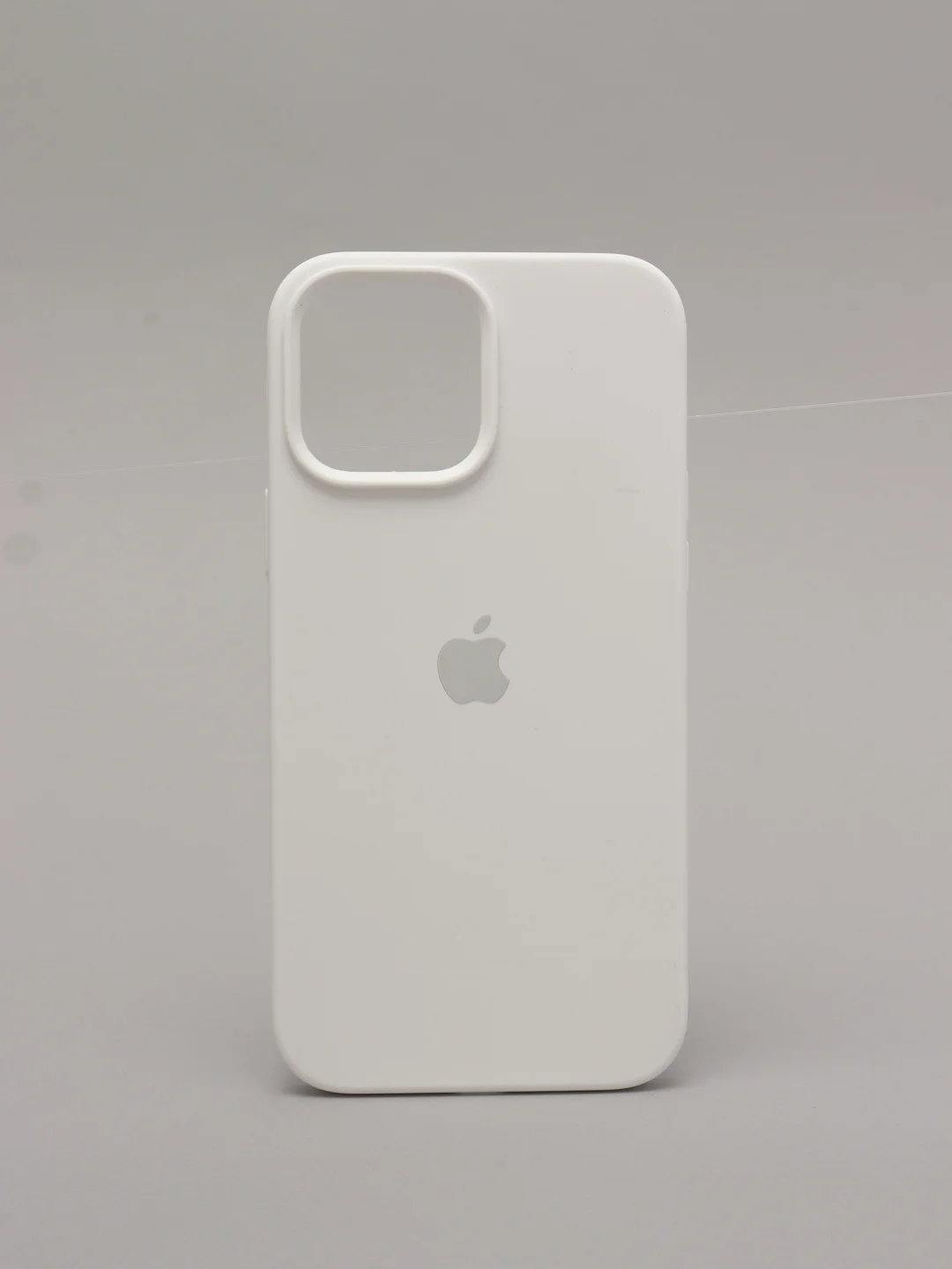 Белый чехол силиконовый Silicone Case для iPhone 13 Pro Max