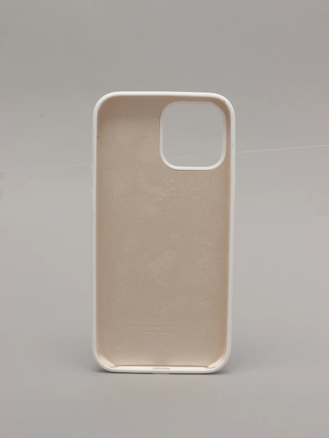 Белый чехол силиконовый Silicone Case для iPhone 13 Pro Max