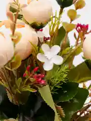 Белый букет камелий