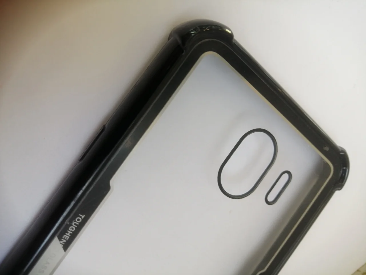 Белый чехол-накладка Samsung J4 2018, Sm400