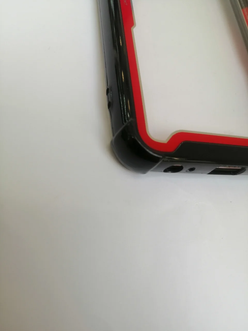 Красный чехол-накладка Samsung J4 2018, Sm400