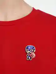 Синий значок деревянный "MARVEL"