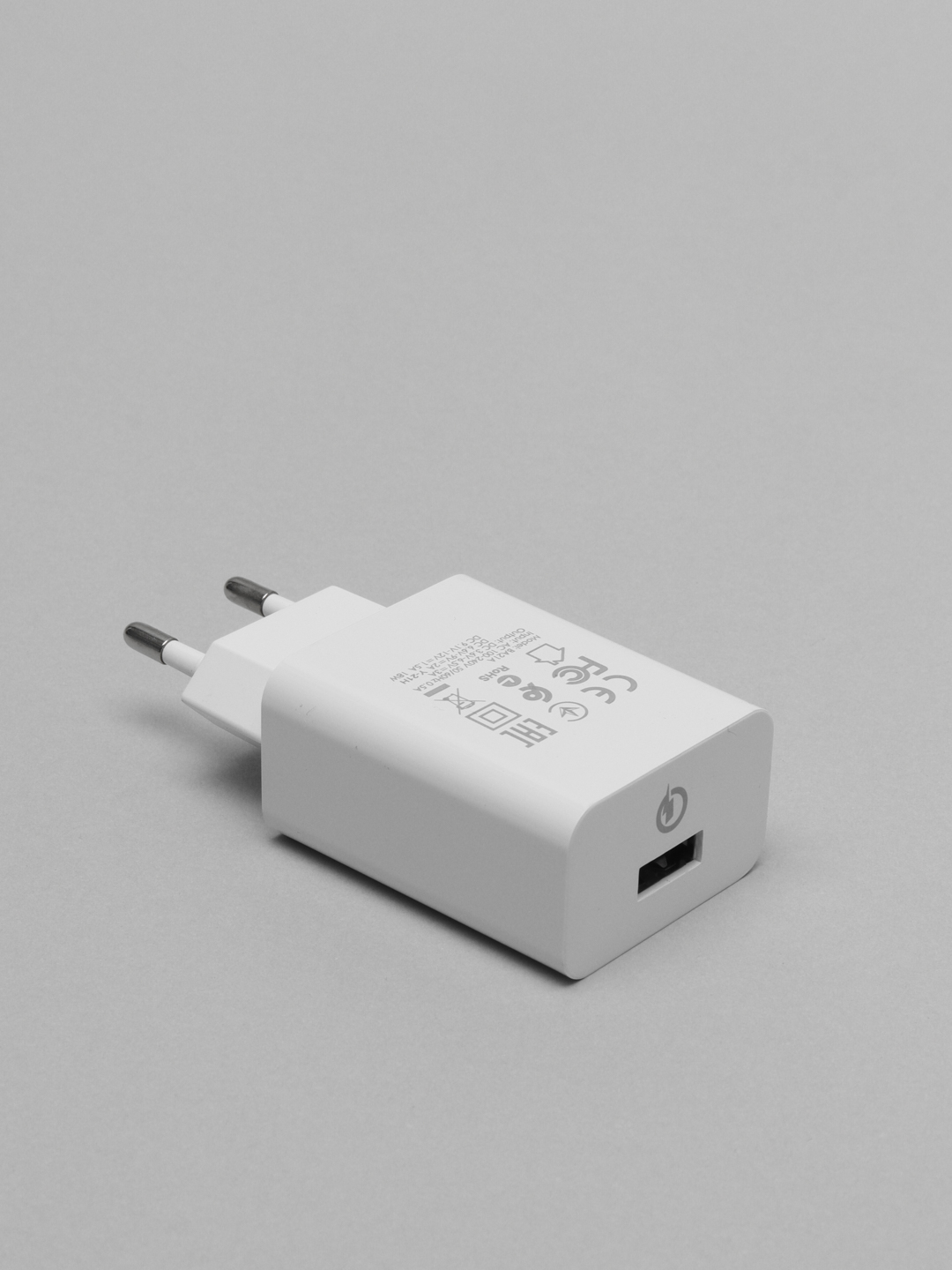 Зарядное устройство Borofone BA21A, 1xUSB, QC 3.0, 3A, 18W, для iPhone и  Android купить по цене 287.1 ₽ в интернет-магазине Магнит Маркет