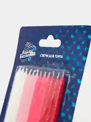 Белый свечи в торт
