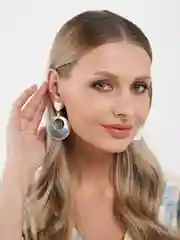 Аметистовый серьги бижутерные, разные виды